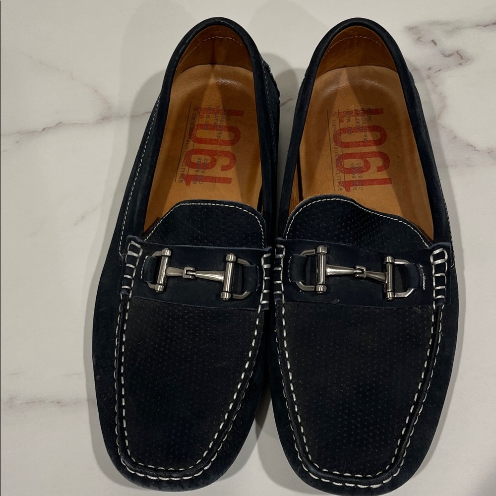 1901 Men's Navy Loafers with Silver Buckle